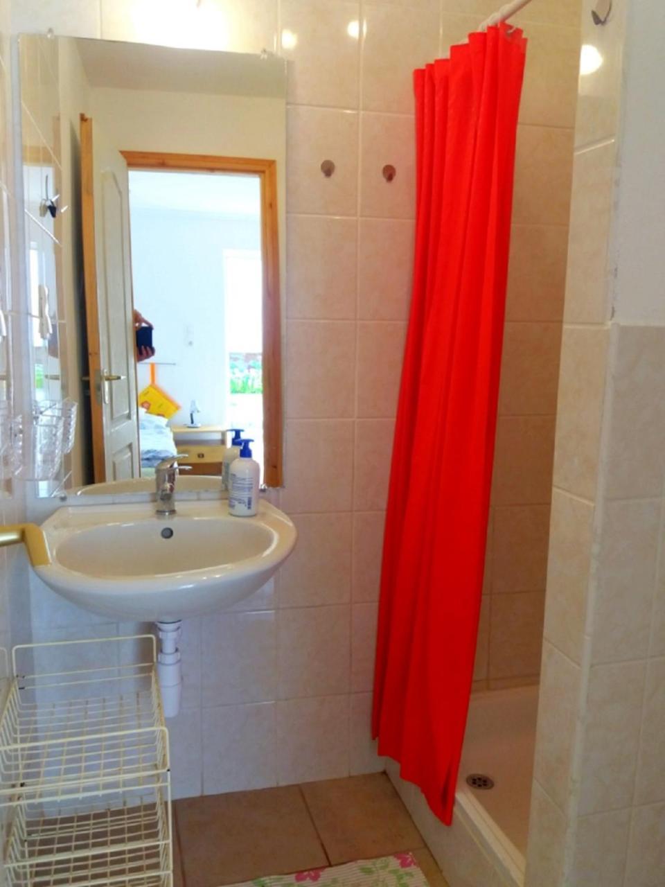 Julia Vendeghaz Sarrod Otel Dış mekan fotoğraf